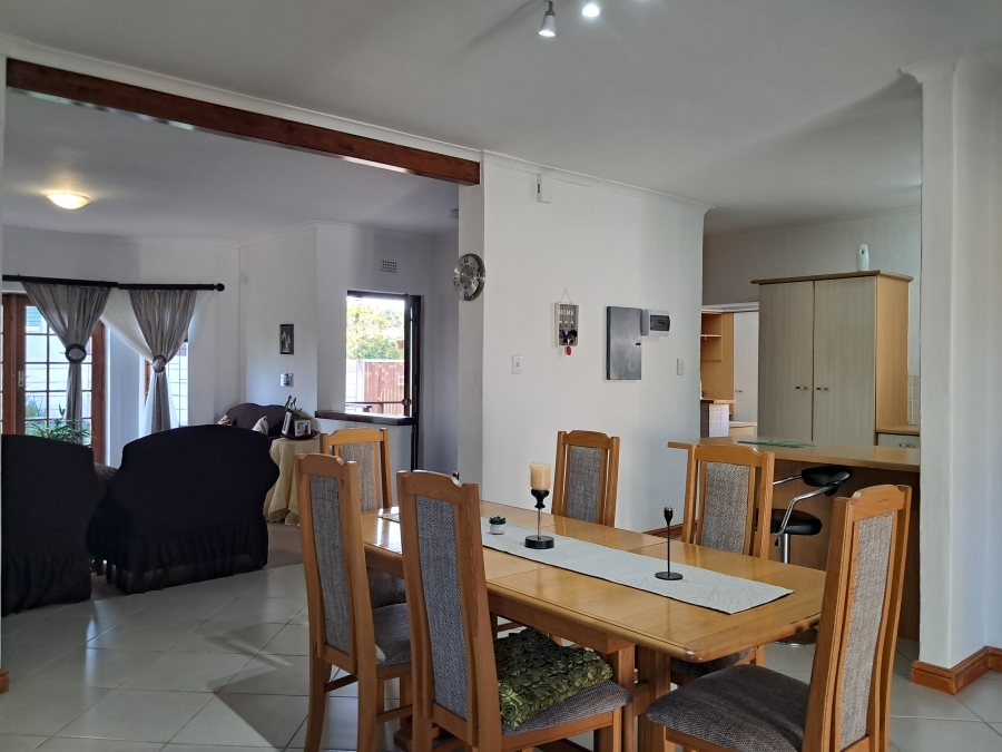 To Let 3 Bedroom Property for Rent in Boskloof Eastern Cape